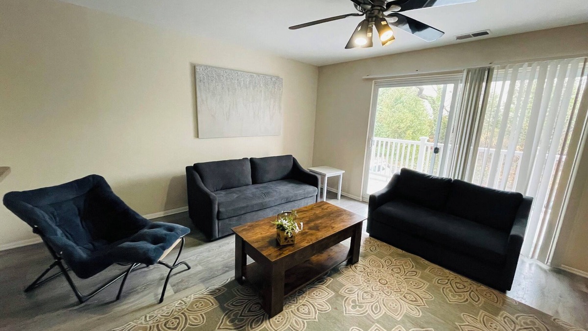 Elkins Park Apartment | Modern 1BR Retreat in Elkins Park Monthly Discount