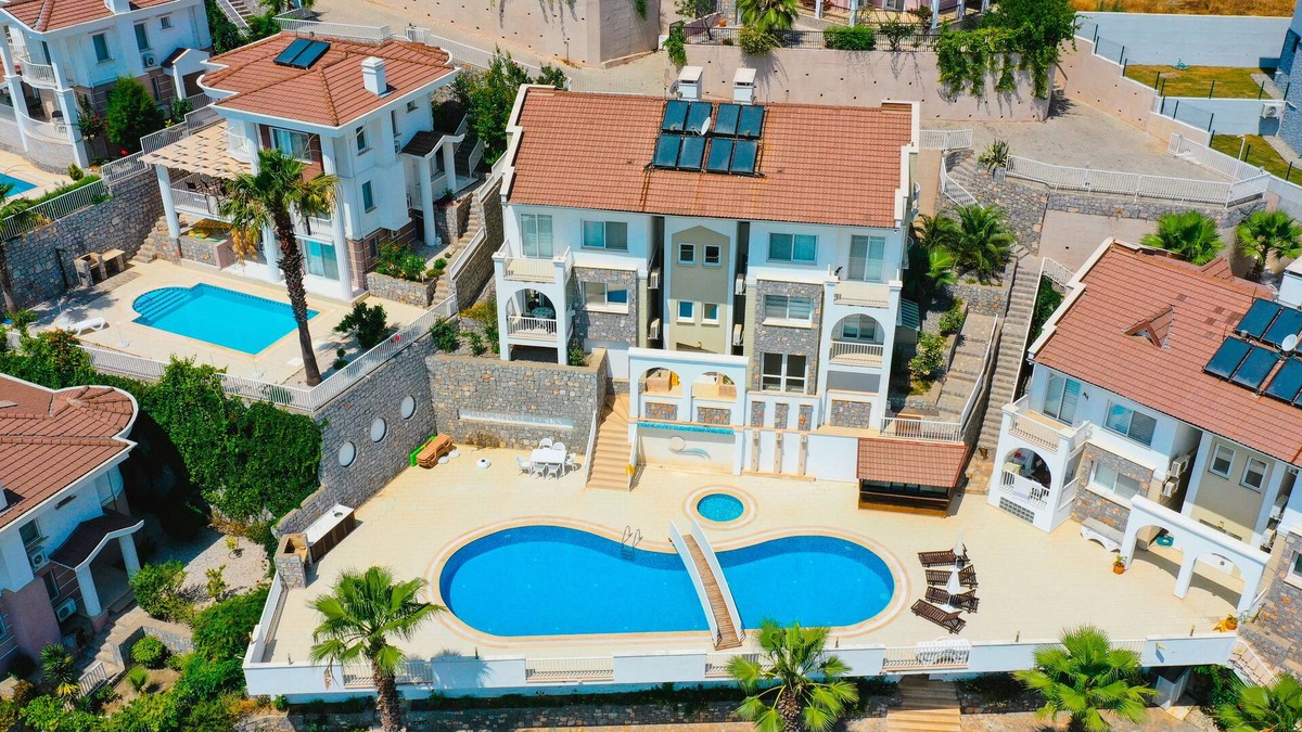 Sarigerme Apartment | Modern 2 bed apartment walkable to the beach resort of Sarigerme