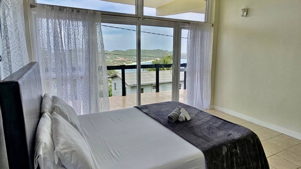The Lime House | Modern 2 bedroom grandanse beach view