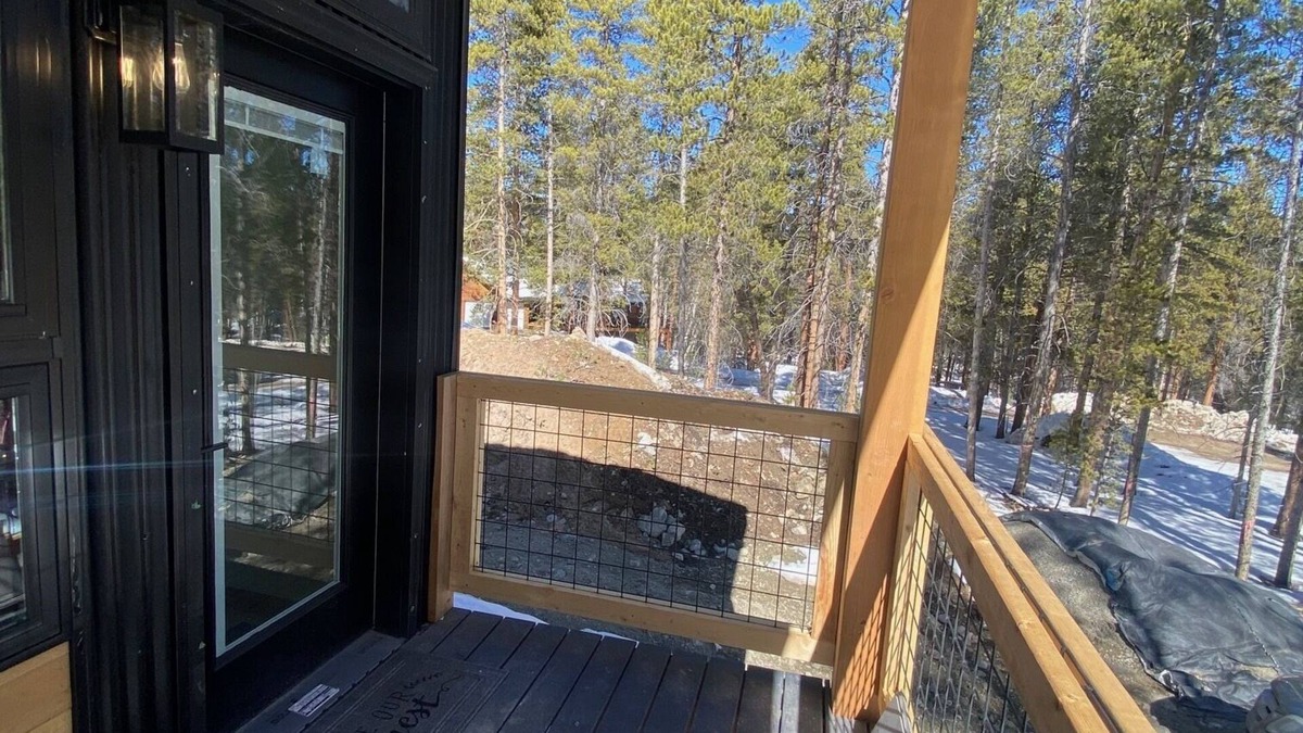 Leadville North House | modern 2 bedroom on a spacious wooded lot