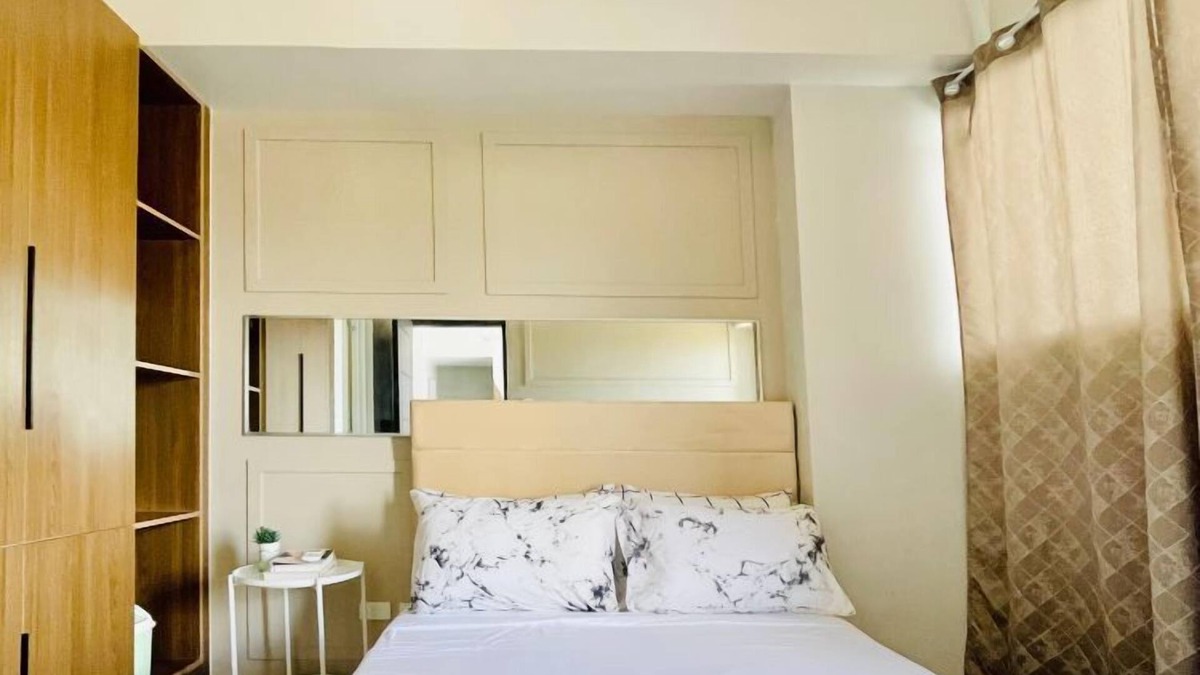 La Paz Hotel | Modern 2-BR Condo with Shared Pool Access
