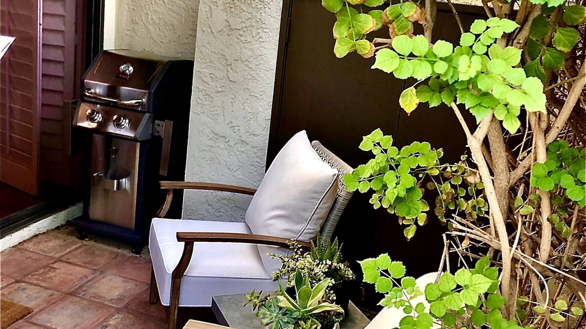 Palm Desert House | Modern 2 Story Townhouse - El Paseo, Palm Desert!