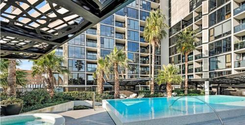 North Melbourne Apartment | Modern 2BR, Gym & Parking
