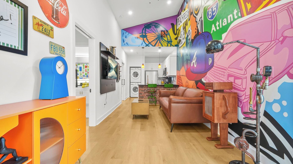 Union City House | Modern 2BR Micro Home Near ATL Airport – Cozy, Stylish, and Free WiFi