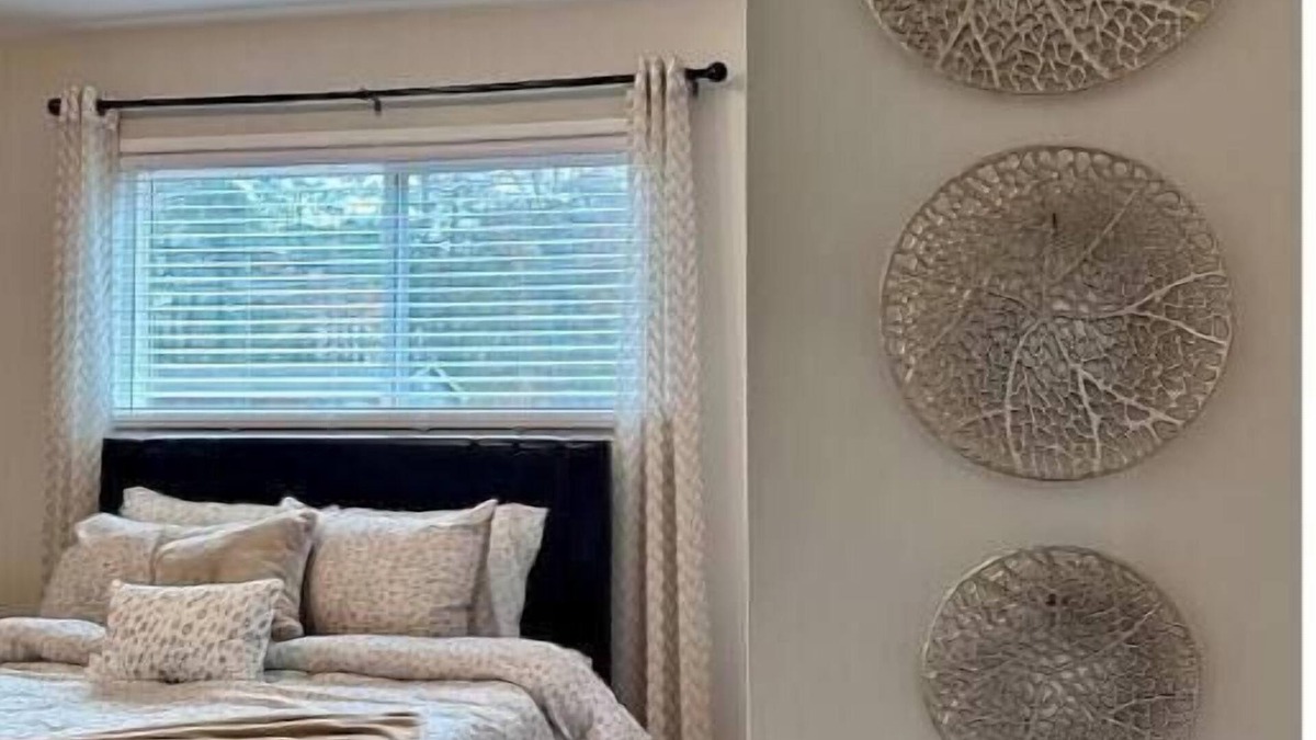 Atlanta Apartment | Modern 2BR Stylish Retreat A Upstairs