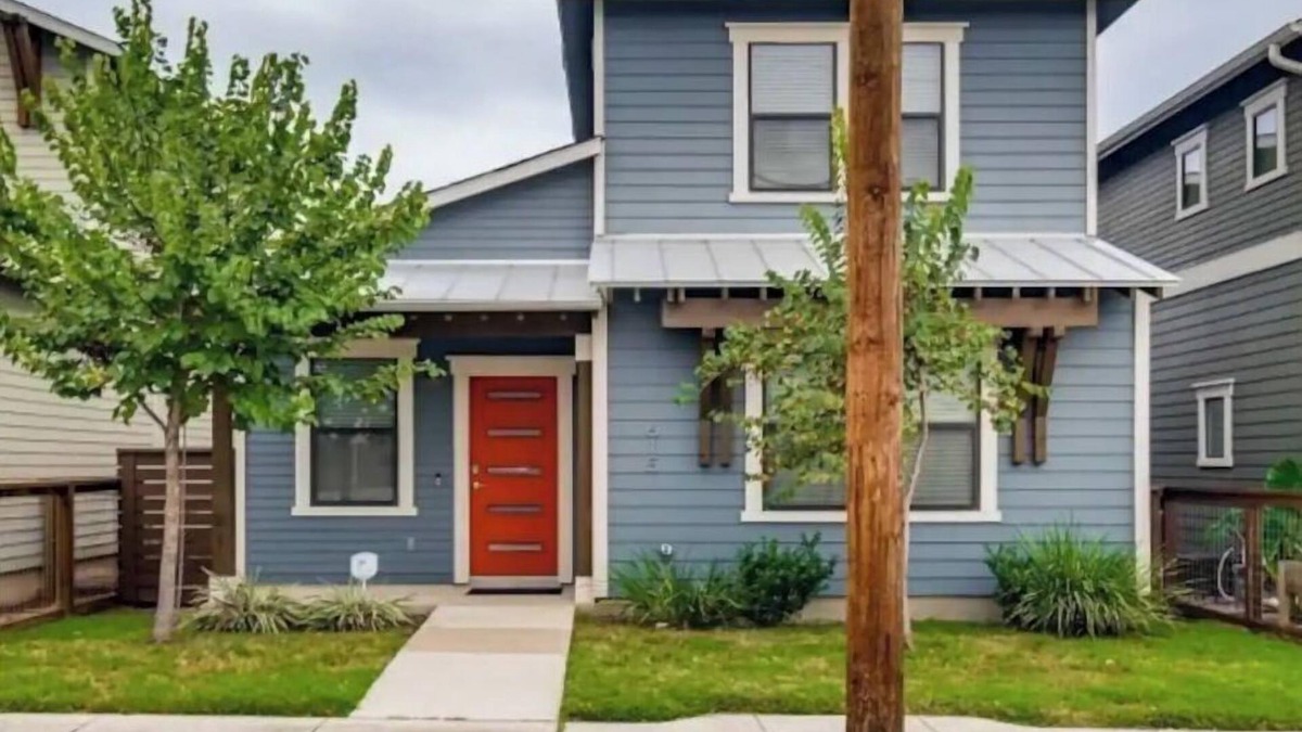 Eastside Promise Neighborhood House | Modern 3 bed home minutes from Downtown/Pearl!