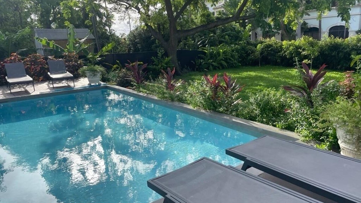 Sunset Crest Villa | Modern 3 Bed Villa with Large Private Pool - 5 minutes to the Beach!