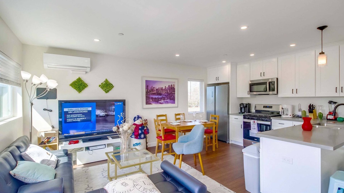 National City House | Modern 3-BR Home near San Diego Downtown & Beach