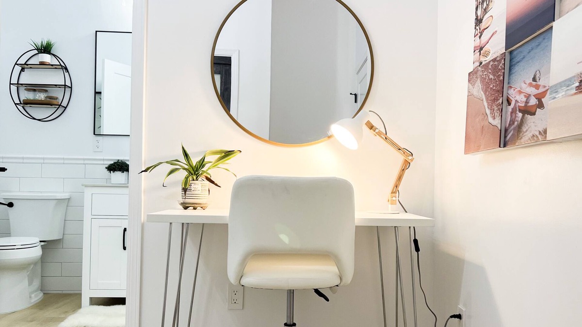 Clawson House | Modern 3BR Urban Oasis 🌿 Close to SF & Oakland Ballers 🏟️