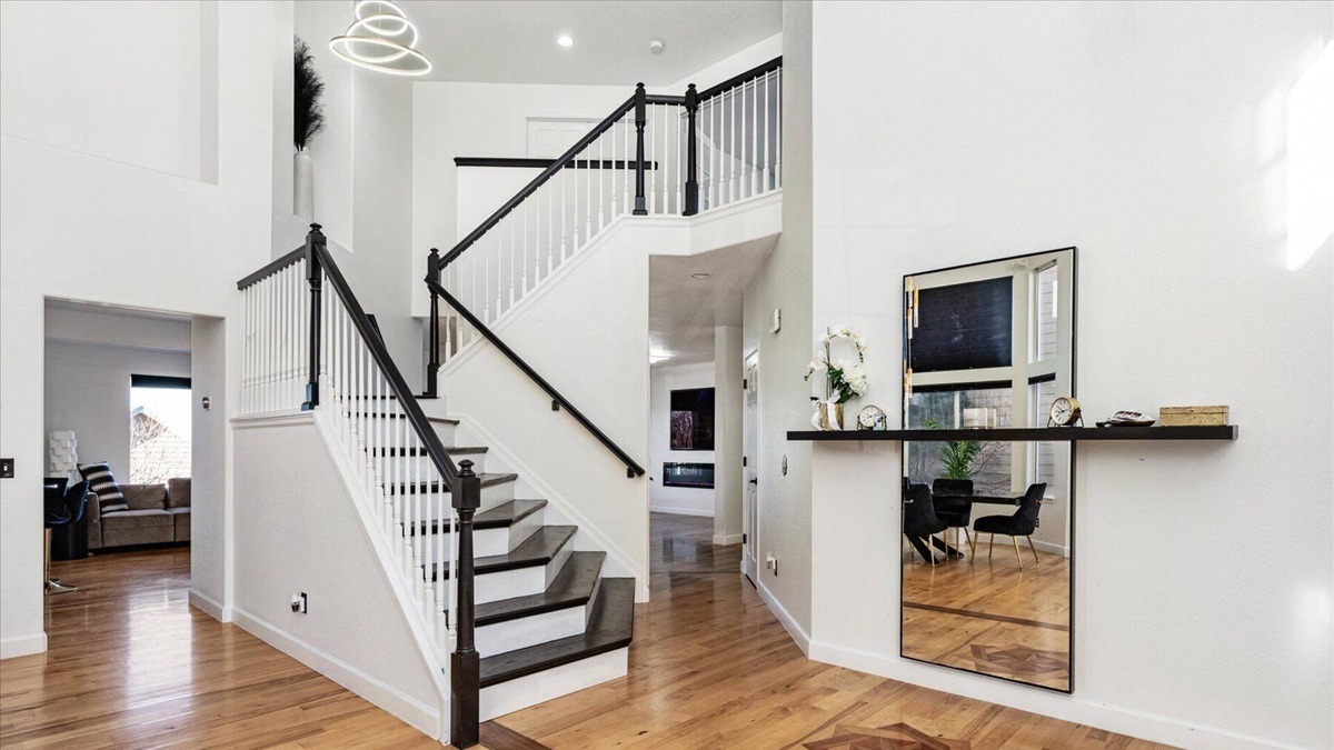 Aurora House | Modern 4 bedroom home with hot tub and office