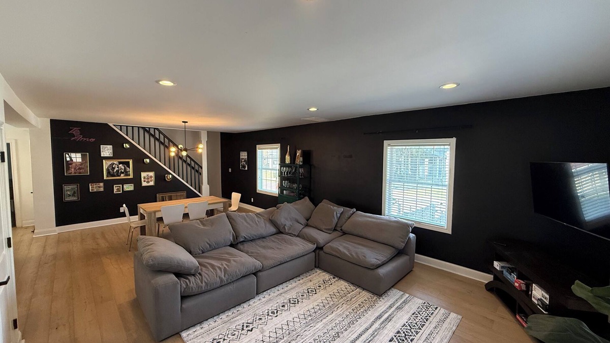 Indianapolis House | Modern 4BR/3BA Downtown Colts/Pacers/Events!