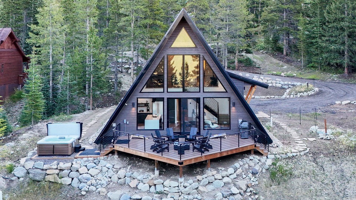 Breckenridge Cabin | Modern Aframe-Hike-Smores-Mt Quandary View-Hot Tub-Privacy-14 min to Ski Parking