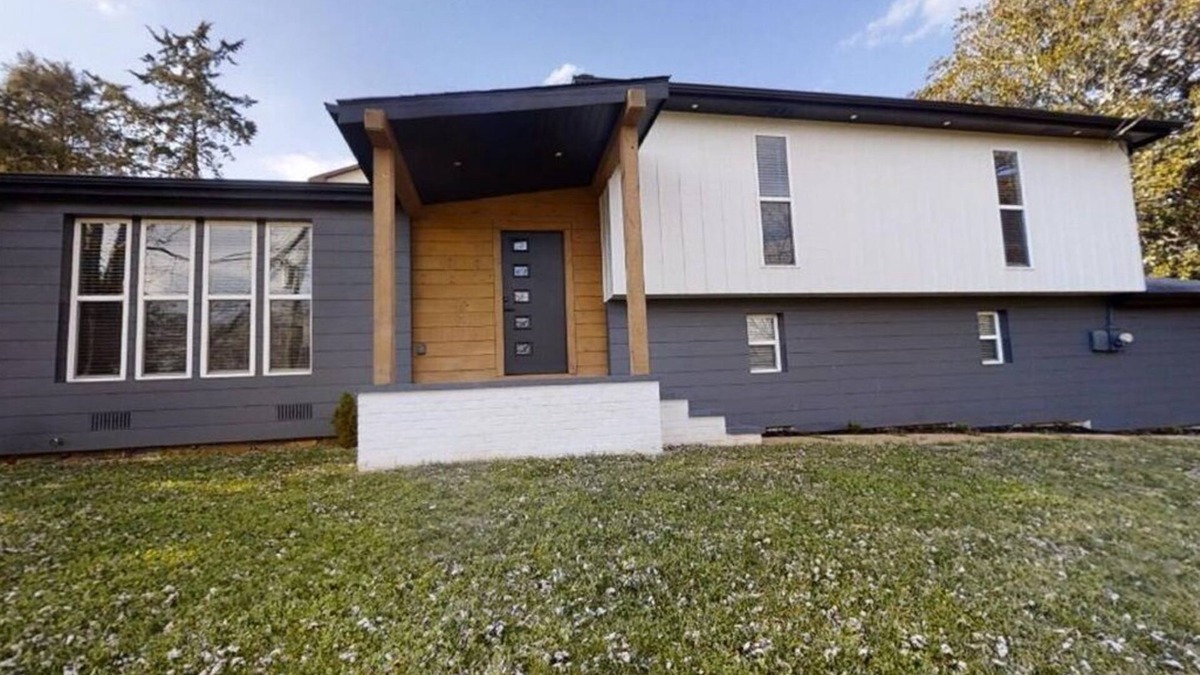 East Brainerd House | Modern and Cozy 4-bedroom home