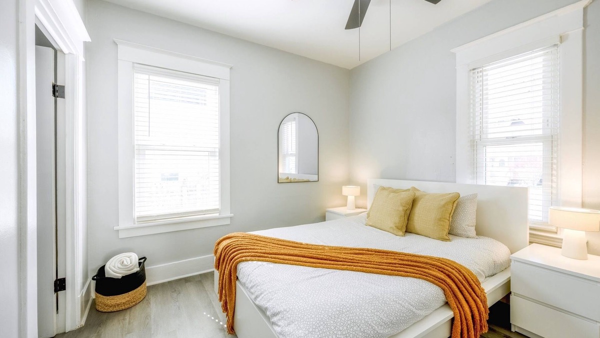 Holland House | Modern and Cozy Home close to Downtown Holland