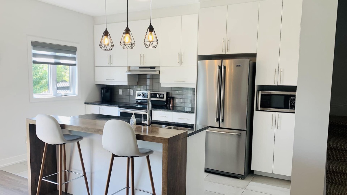 Embrun House | Modern and Cozy three bedroom home
