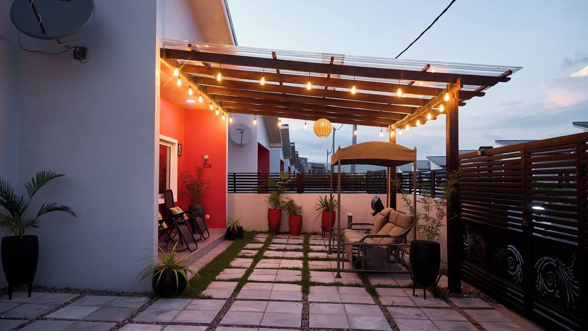 Oyibi House | Modern and peaceful 3-bedroom getaway