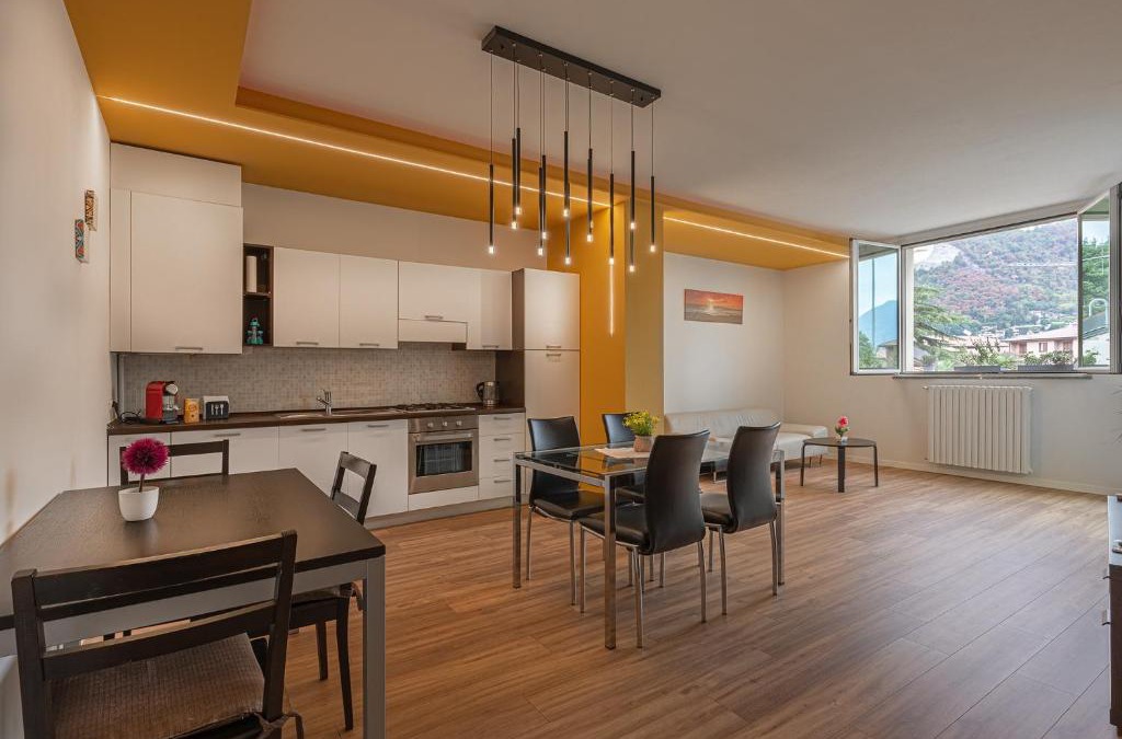 Paratico Apartment | Modern Aparment Lago d'Iseo/Franciacorta