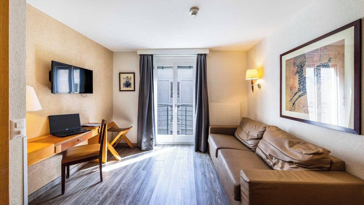 Paquis Navigation Apartment | Modern Apartment - AC 1BR/4P - Genève