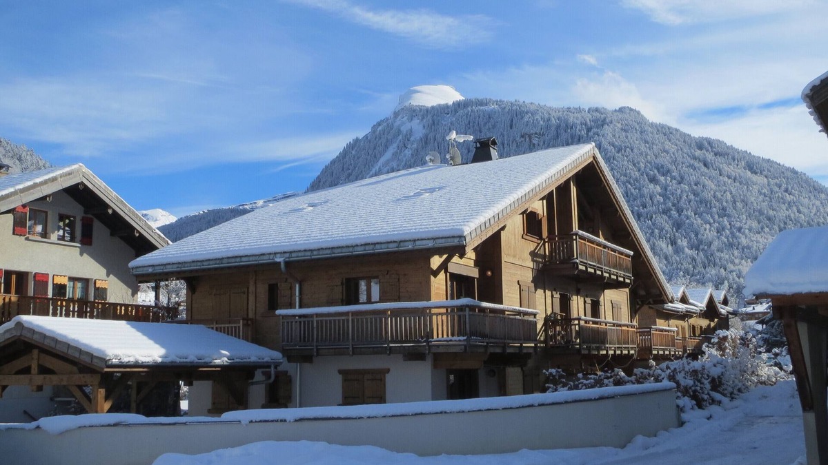 Morzine Apartment | Modern Apartment Central Morzine Location