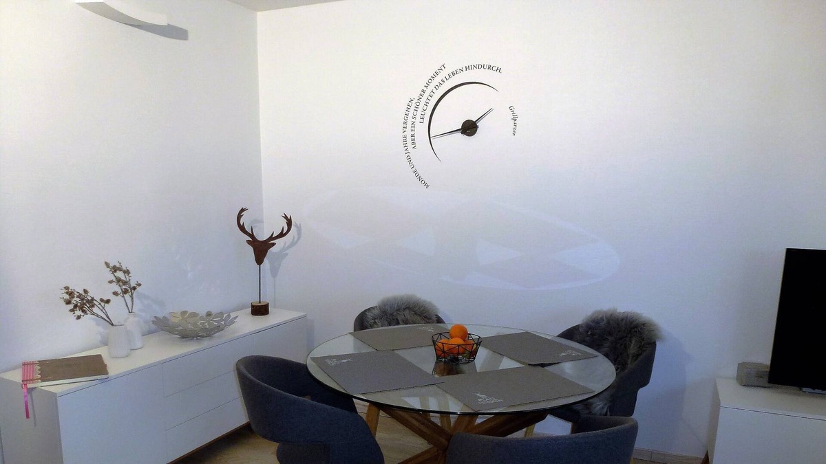 Groissenbach Apartment | Modern apartment, winter sports within walking distance, feel-good guarantee, WiFi