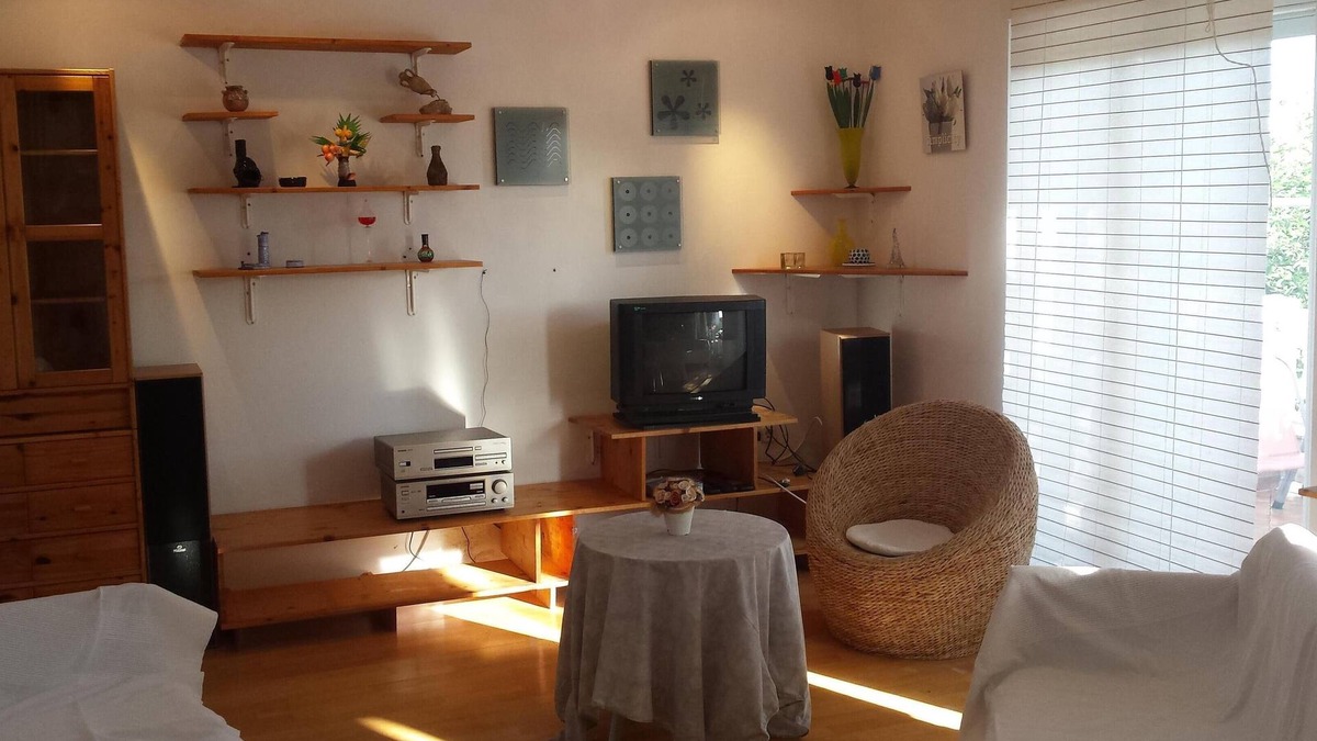 Rab Apartment | modern apartment for 6 people surrounded by Mediterranean vegetation