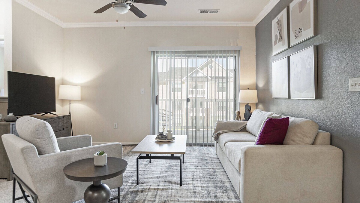 Mint Hill Apartment | Modern Apartment in Prime Location (ID8995X37)