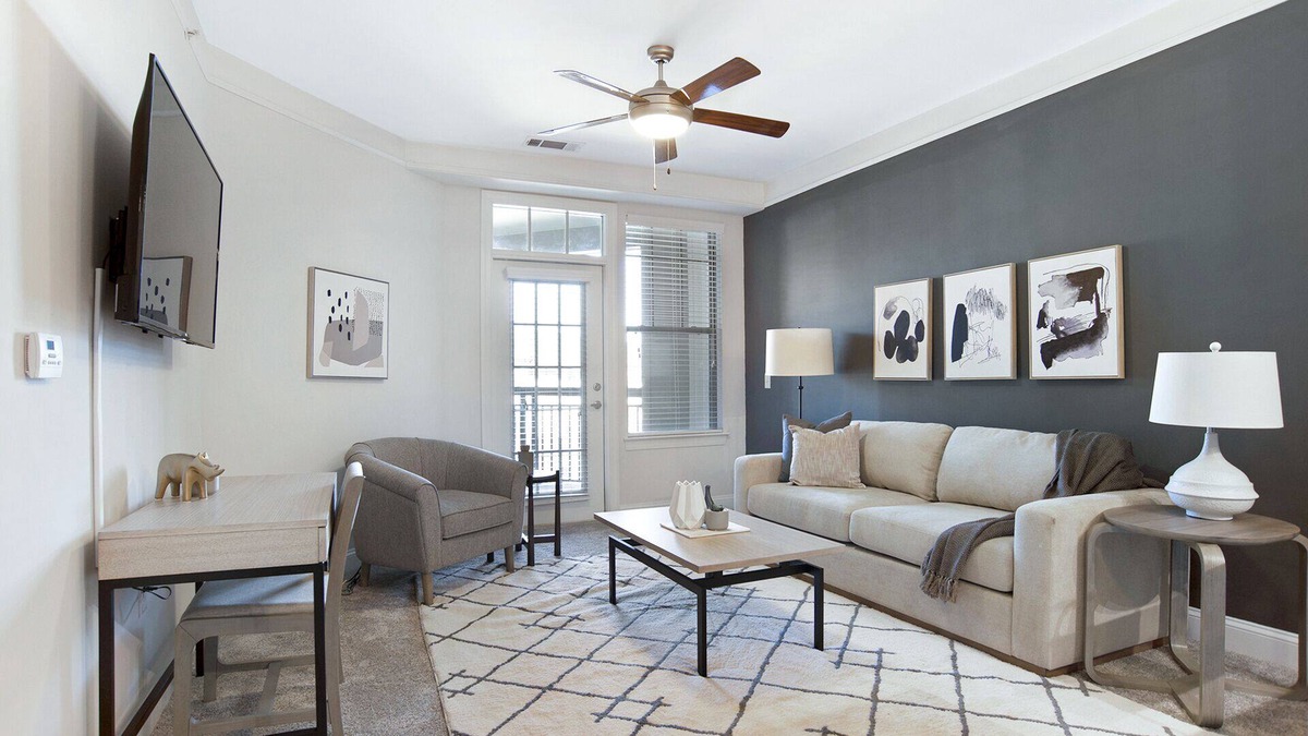 Matthews Apartment | Modern Apartment in Prime Location (ID8773X45)