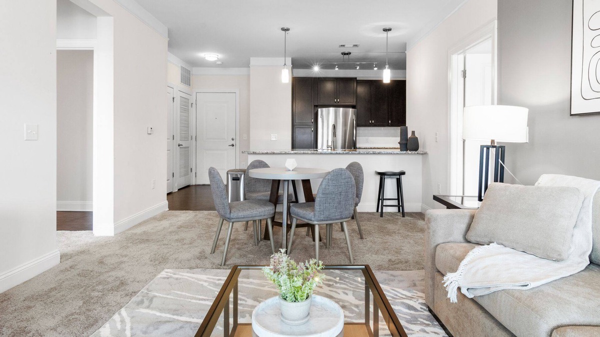 Matthews Apartment | Modern Apartment in Prime Location (ID8773X59)