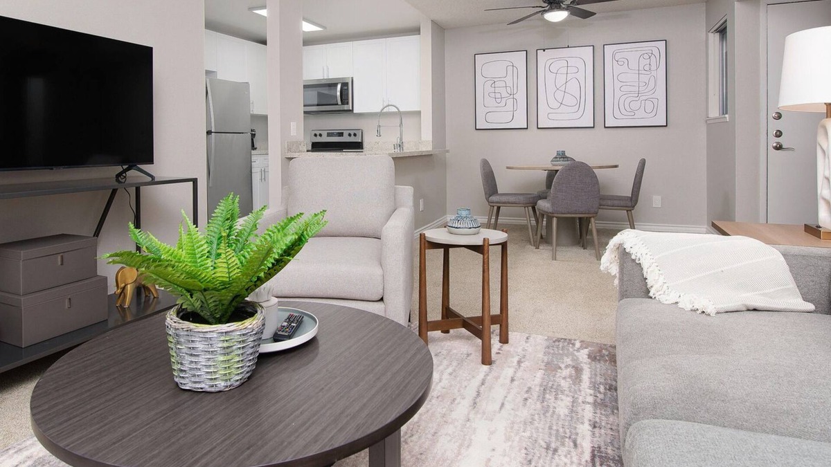Tustin Apartment | Modern Apartment in Prime Location (ID8449X41)