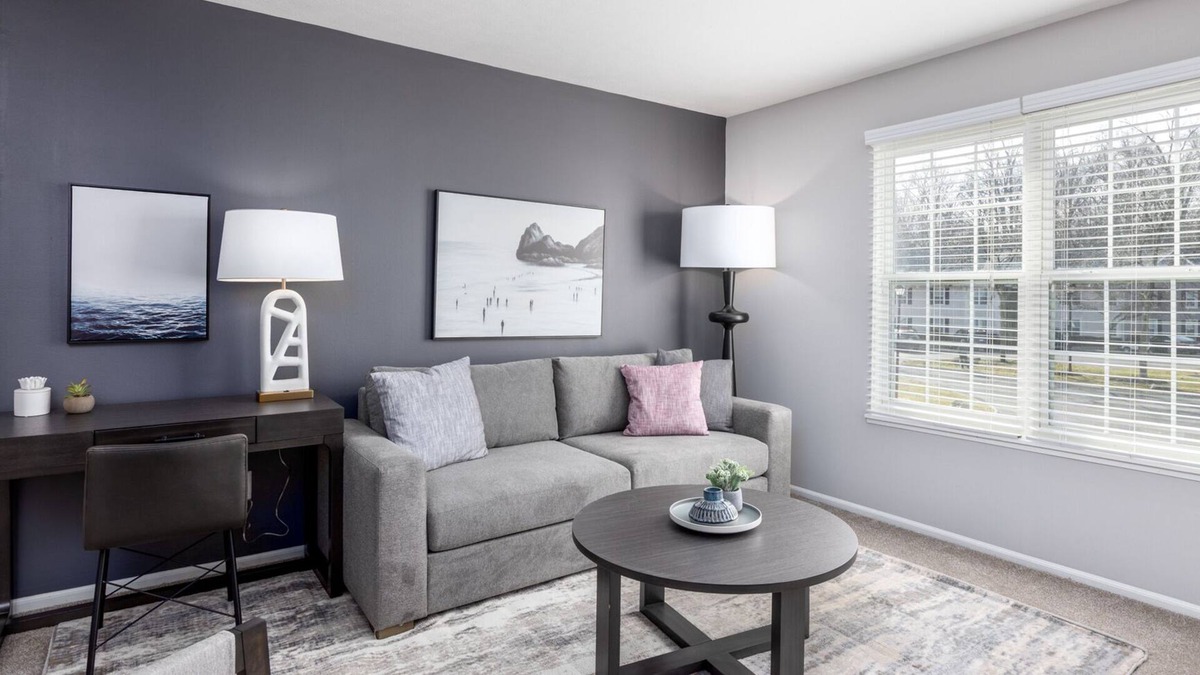 Lewis Center Apartment | Modern Apartment in Prime Location (ID9104X78)