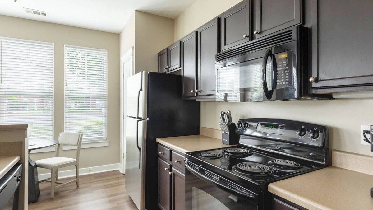 Fishers Apartment | Modern Apartment in Prime Location (ID1381X280)