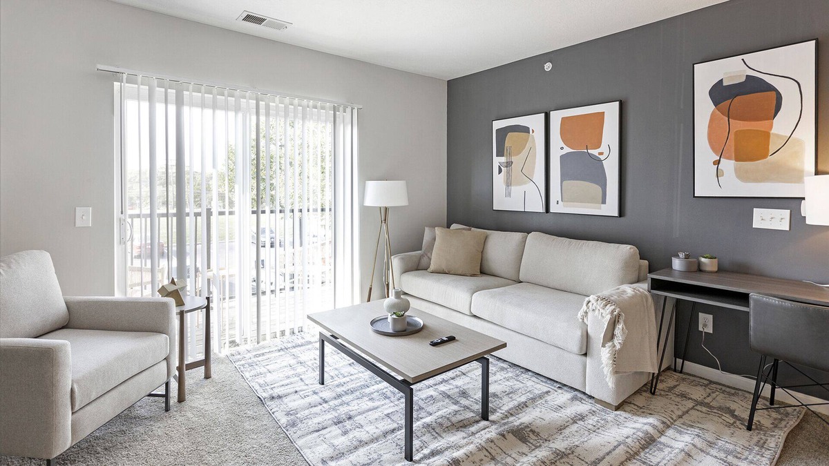 Northwest Columbus Apartment | Modern Apartment in Prime Location (ID1011X392)