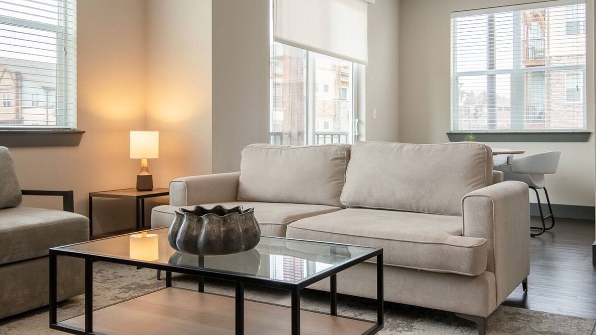 Parker Apartment | Modern Apartment in Prime Location (ID2663X31)