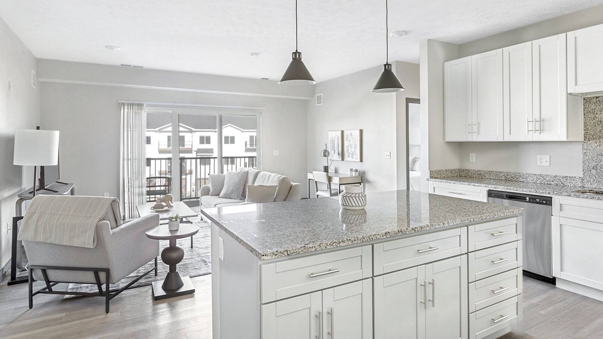 Valley Apartment | Modern Apartment in Prime Location (ID1002X858)