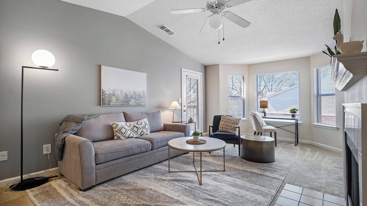 Hoover Apartment | Modern Apartment in Prime Location (ID8312)
