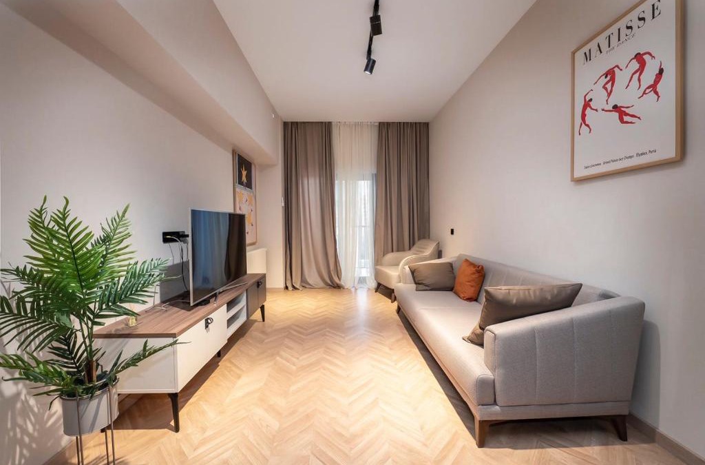 Saburtalo Apartment | Modern Apartment near Central Park