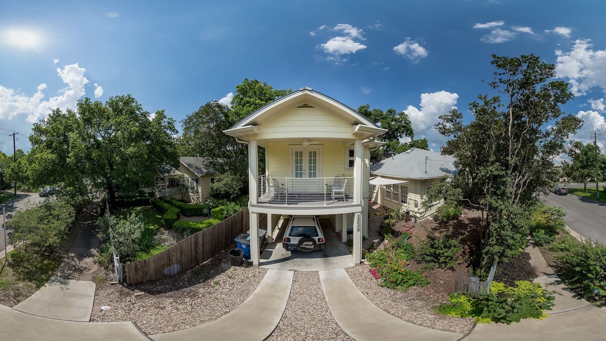 North University Apartment | Modern apartment near the University of Texas