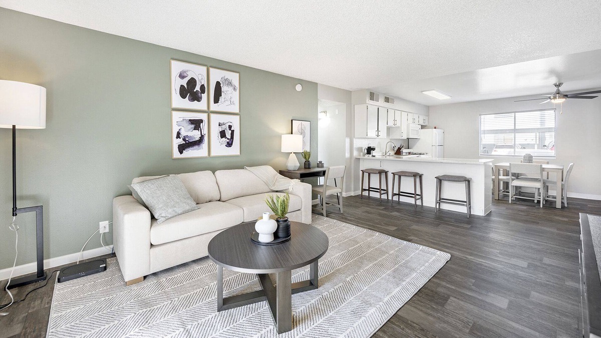 Spring Valley Apartment | Modern Apartment in Prime Location (ID1197X171)