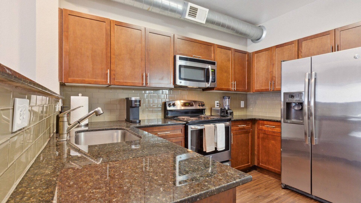 Rural North Boulder Apartment | Modern Apartment with Amenities 105