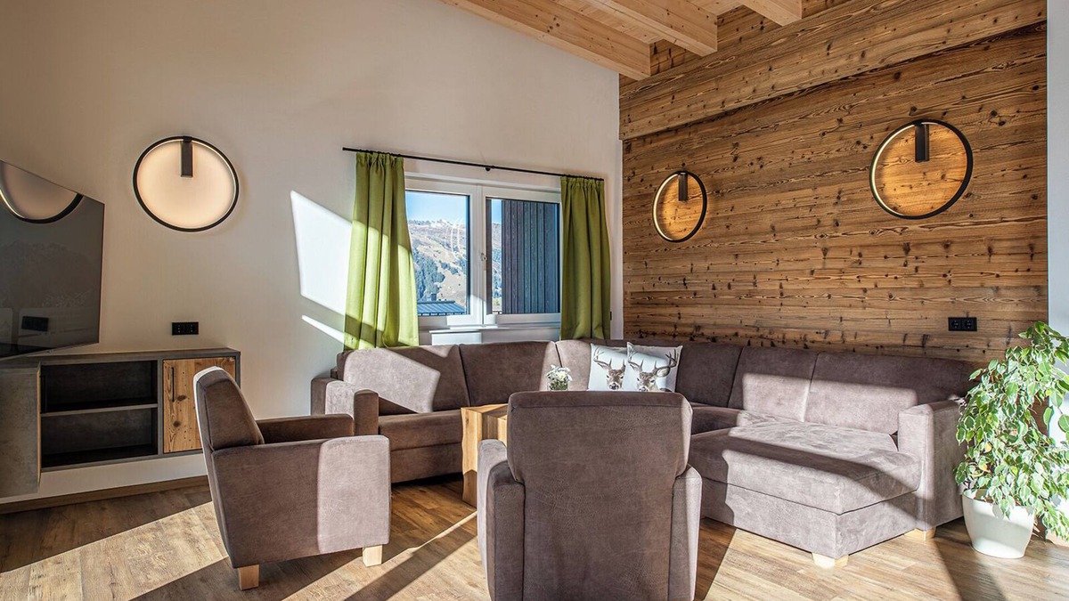 Hochkrimml Apartment | Modern apartment with mountain view, sauna, and proximity to the lift in the Zil