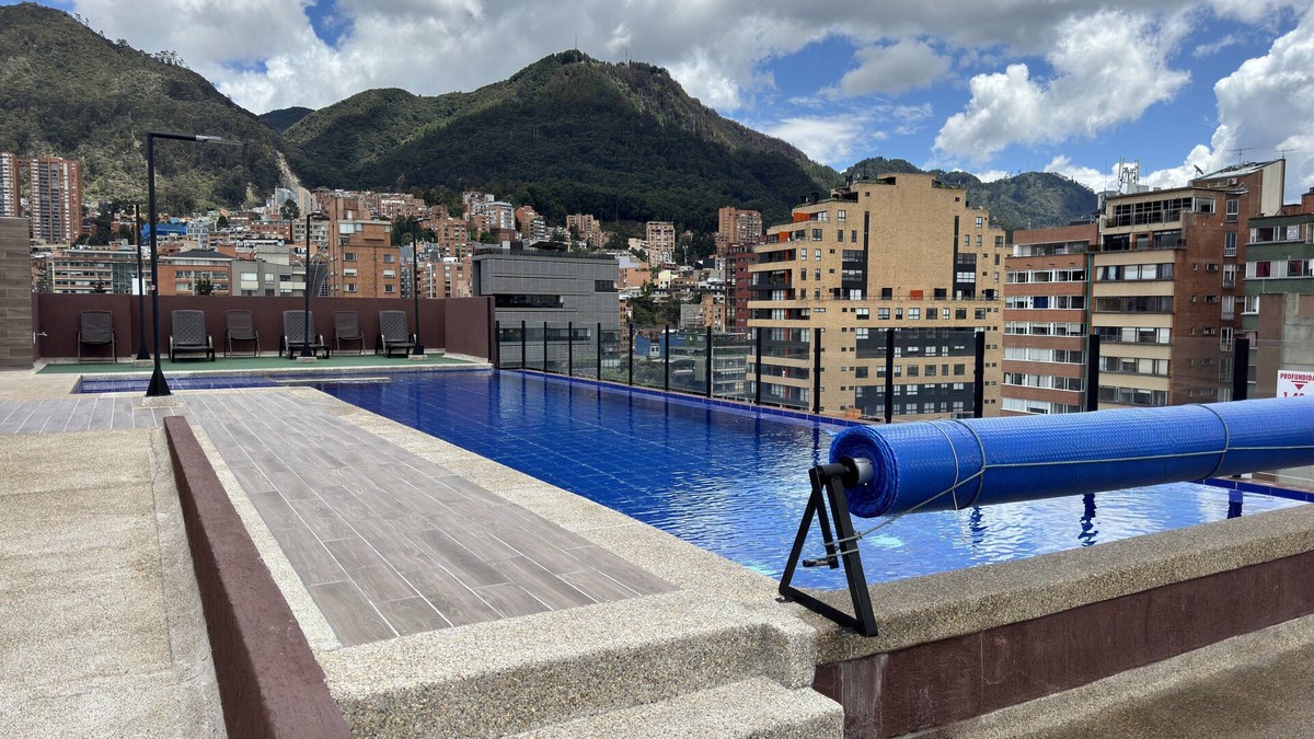Chapinero Apartment | Modern apartment with pool and gym in the heart of Chapinero! (Pet friendly)