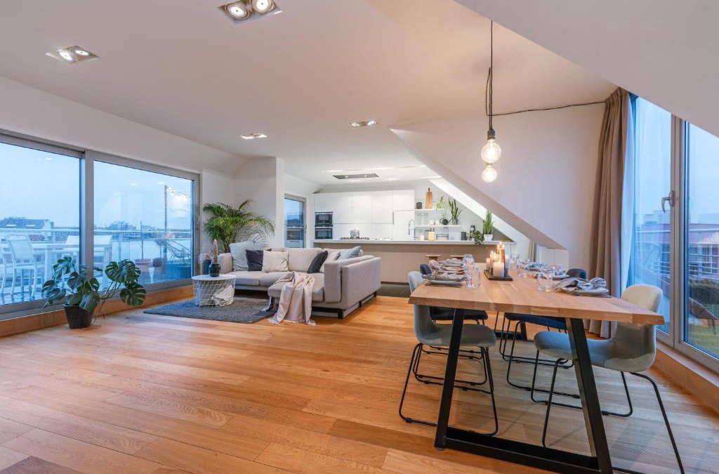 Antwerp Apartment | Modern apartment with two large rooftop terraces