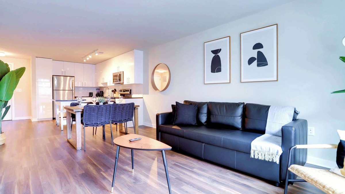 Jefferson Manor Apartment | Modern Apt Near Metro | Ideal for Work