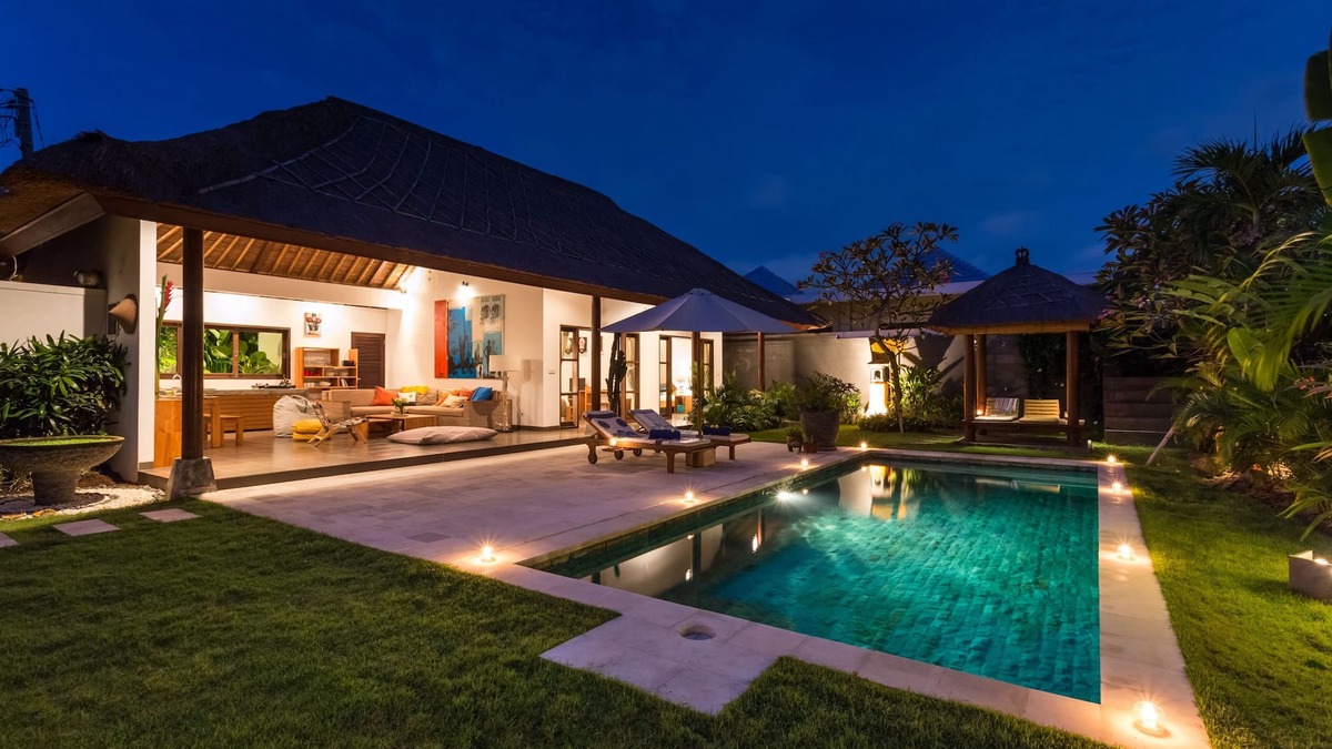 Umalas Villa | Modern balinese villa 3 bedrooms in Canggu - Kerobokan