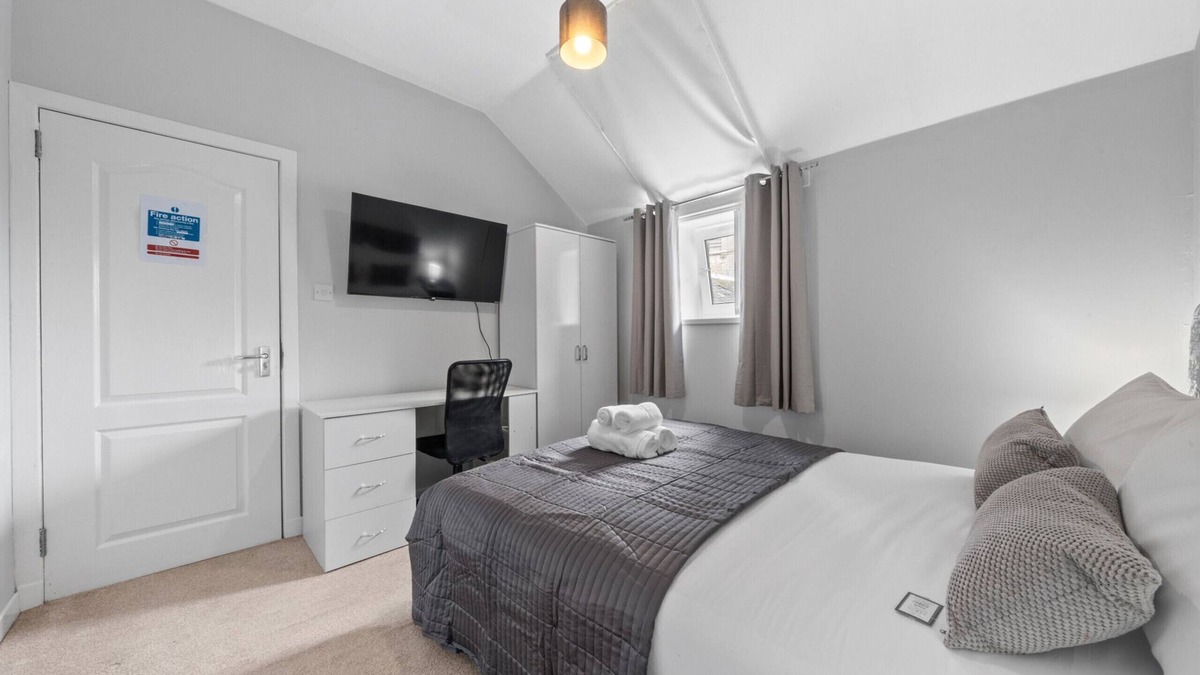 Bannockburn Bed & Breakfast | Modern Bannockburn Guest House - Room 4