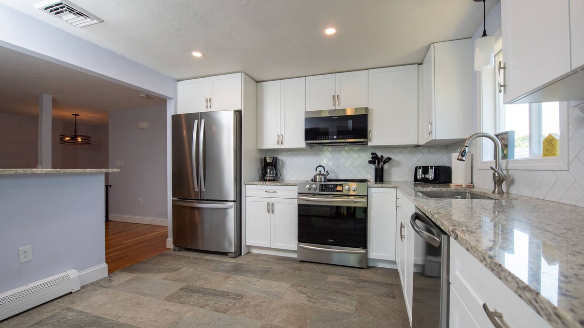 Manomet House | Modern Beach House - Just renovated 4 Bedroom Family Home