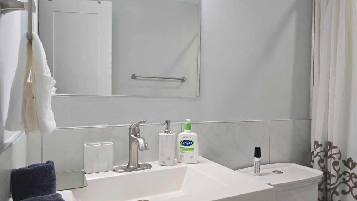 Trinidad House | Modern, Beautiful. 3-bedroom 2.5 ba Townhome