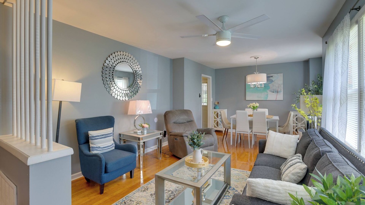 Center Point House | Modern Birmingham Escape w/Yard + Fire Pit!