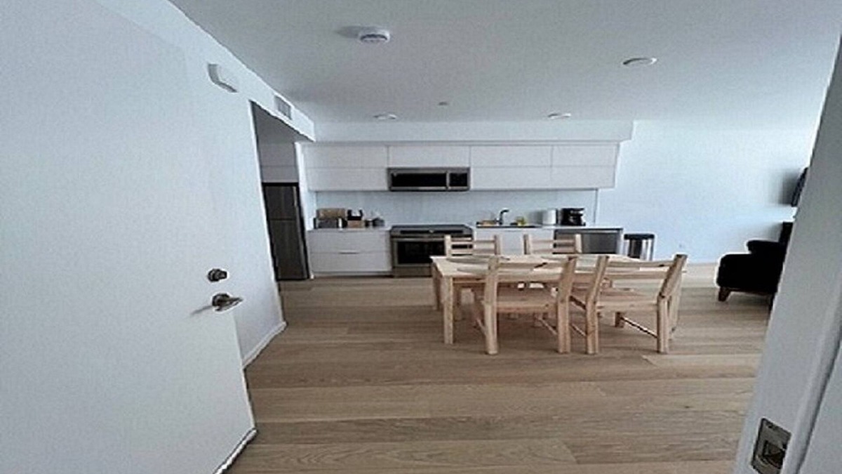 Downtown Sacramento Apartment | Modern Brand New 2-bedroom/2bath apartment with AC, WiFi, close to downtown.