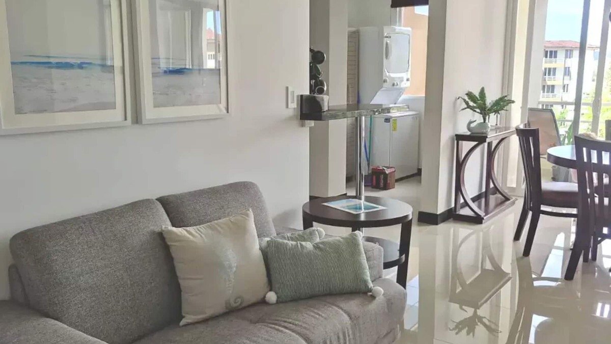 Barrio Santa Lucia Apartment | Modern bright full apartment pool View 3 BR Jaco